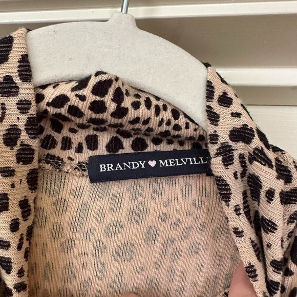 Brandy Melville Cheetah Print 2 Pc Set 3499 - Picture 5 of 5